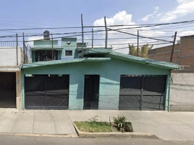 Casa en venta en Lomas Estrella, Iztapalapa, Ciudad de México