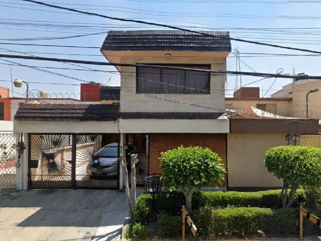 Casa en venta en Lomas Estrella, Iztapalapa, Ciudad de México