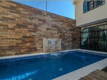 Casa en venta en Lomas Independencia 5 Rec?maras