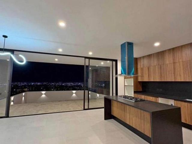 Casa en venta en LOMAS PUNTA DEL ESTE