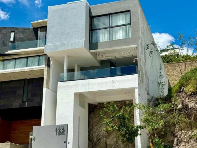 Casa EN VENTA EN LOMAS PUNTA DEL ESTE