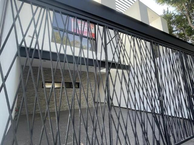 Casa en VENTA EN LOMAS TERCERA SECCION