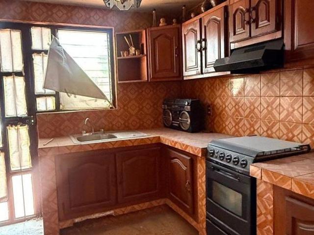 CASA EN VENTA EN LOMAS UNIVERCIDAD, ZAPOPAN