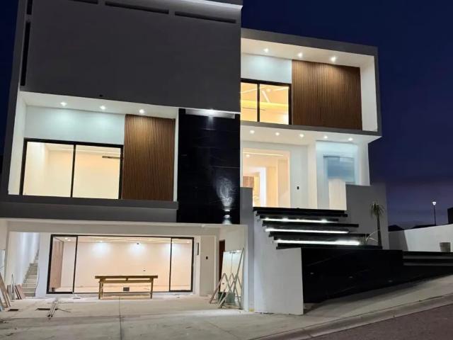 Casa en venta en Lomas Universidad, Chihuahua, Chihuahua