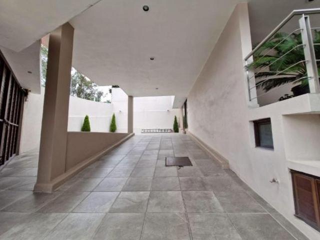 Casa en venta en Lomas Verdes 4a sección con amplios espacios