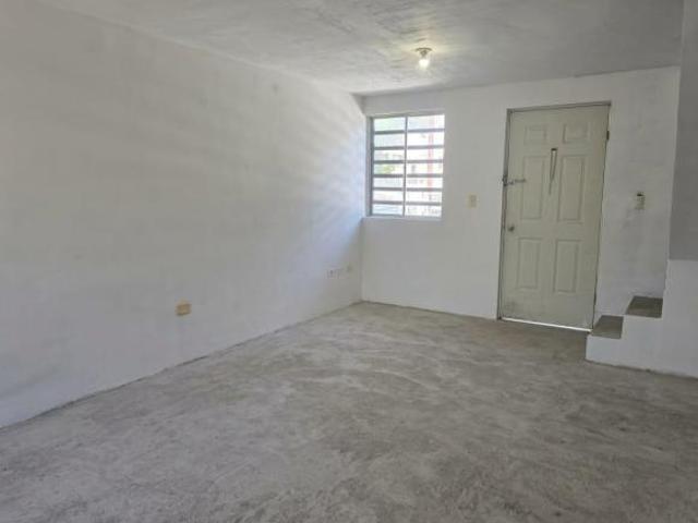 !CASA EN VENTA EN LOS TRÉBOLES, APODACA, NL!
