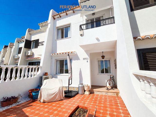 Casa en venta en Los Balcones, Alicante Costa Blanca