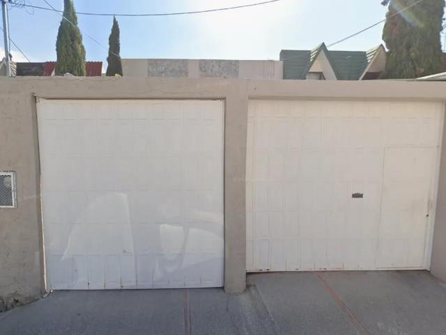 Casa en venta en Los Cipreses, Tehuacán, Puebla