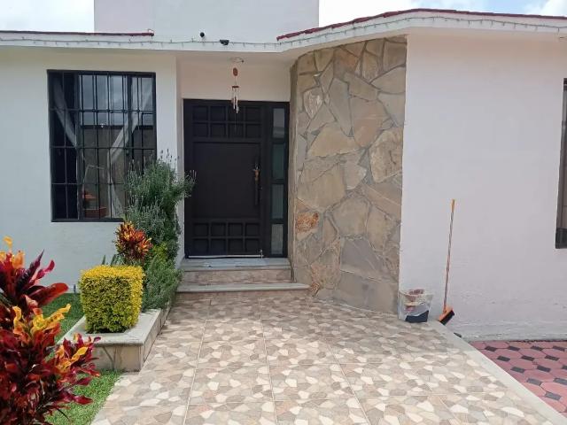 Casa en venta en Los Ciruelos, Totolapan, Morelos