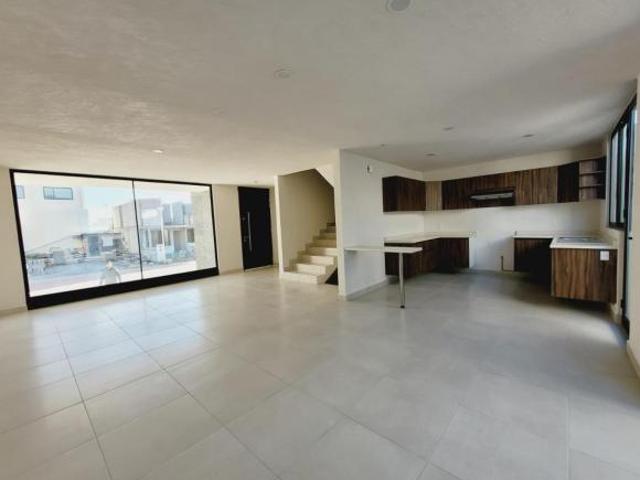 CASA EN VENTA EN LOS FRAILES RESIDENCIAL PACHUCA HIDALGO