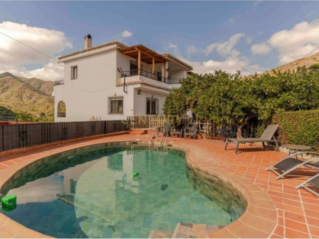 Casa en Venta en Los Guájares