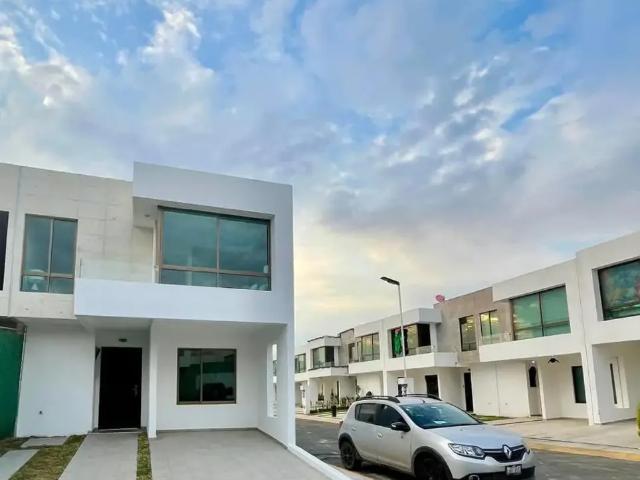 Casa en venta en Los Héroes Chalco II, Chalco, México