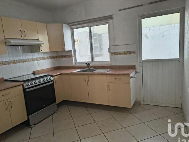 Casa en venta en Los Mezquites, San José de los Olvera, Corregidora, Querétaro