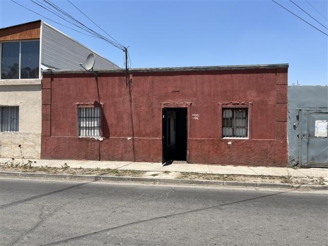 Casa en Venta en LOS OLIVOS 1998