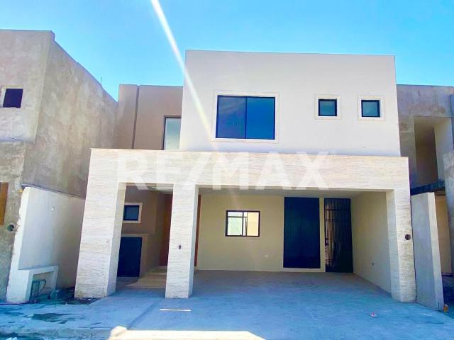 CASA EN VENTA EN LOS OLIVOS