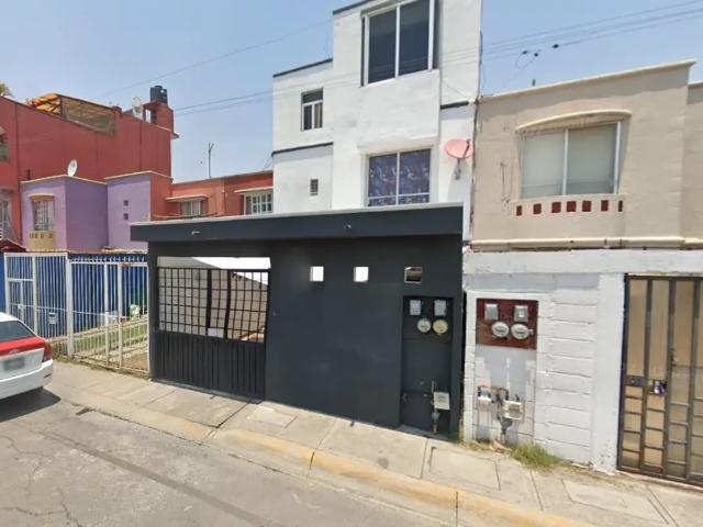 Casa en venta en Los Olivos, Cuautitlán, México