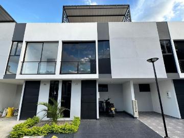 Casa En Venta En Los Patios En Chaparral V201436