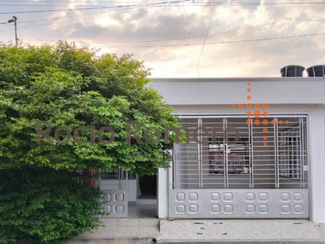 Casa En Venta En Los Patios En Montebello V250244