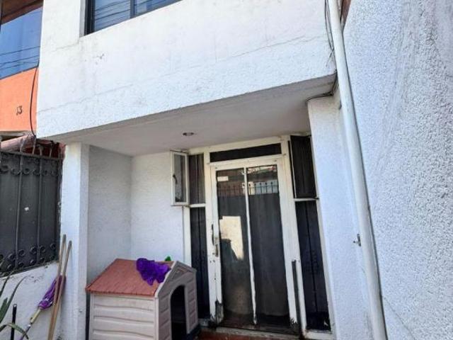 CASA EN VENTA EN LOS REYES IZTACALA