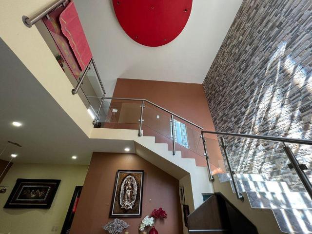 Casa en venta en Los Robles Tlajomulco