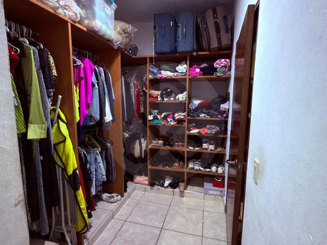 Casa en venta en Los Sauces 4 Rec?maras