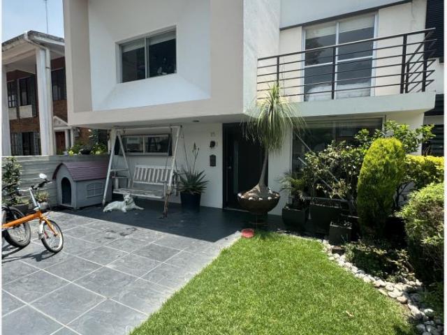 Casa en venta en Los Sauces, Coyoacán, Ciudad de México