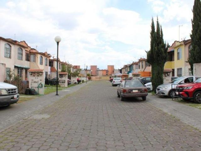 Casa en Venta en Los Sauces, Toluca ¡ Excelente Ubicación y Gran Plusvalía ¡