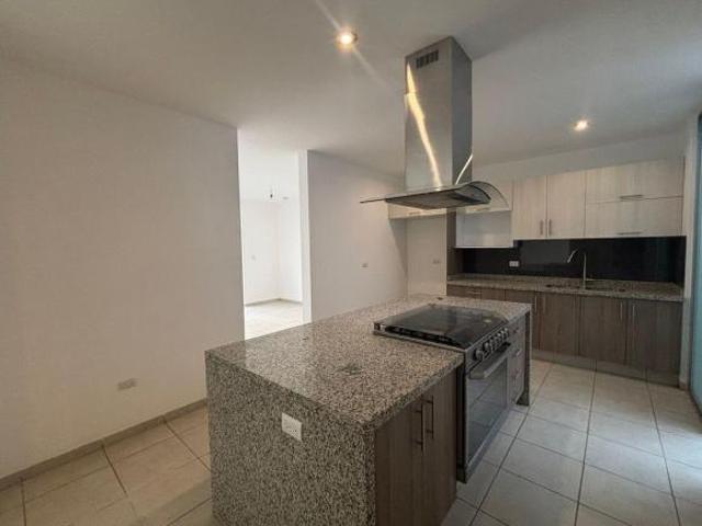 Casa en venta en Loretta 1