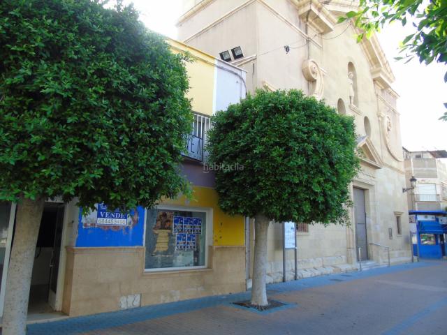 Casa en venta en Lorquí. Se vende casa para reformar en Lorqui. Casas.