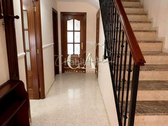 Casa en venta en Puente Genil. Casas Puente.