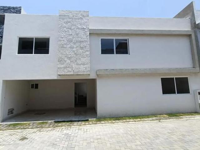 Casa en venta en Puebla Cuautlancingo fraccionamiento sereno fuerte de Guadalupe