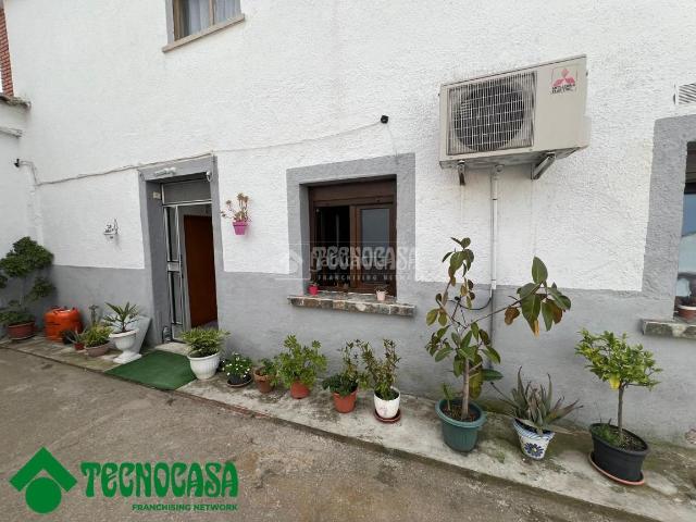 Casa en venta en Puebla de Montalbán La. Casa en venta en La puebla de montalbán. Casas Puebla de Montalbán.