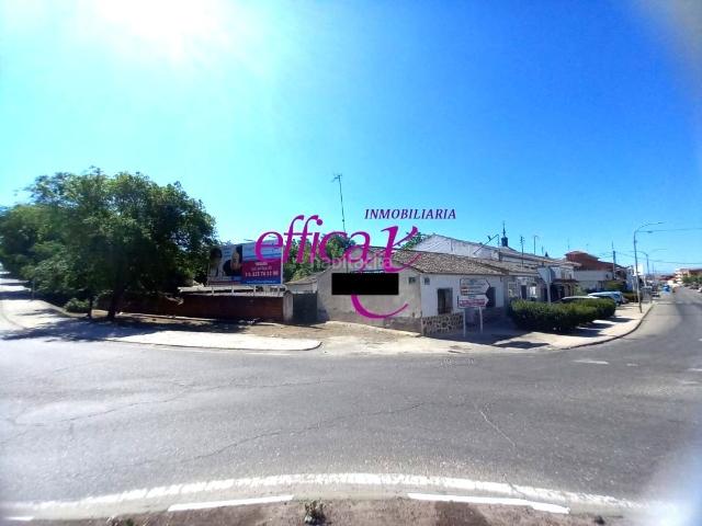 Casa en venta en Puebla de Montalbán La. CASA EN VENTA EN PUEBLA DE MONTALBAN CON GRAN PARCELA. Casas Puebla de Montalbán.