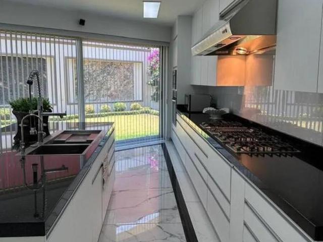 Casa en venta en Puebla en el cluster 333 Lomas de Angelopolis I