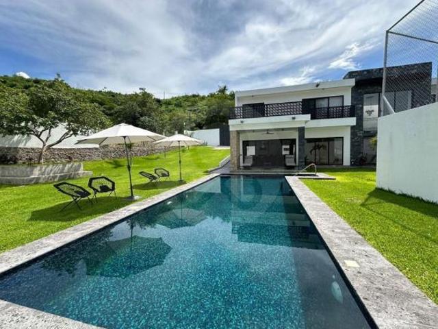 Casa en venta en Pueblo Tequesquitengo