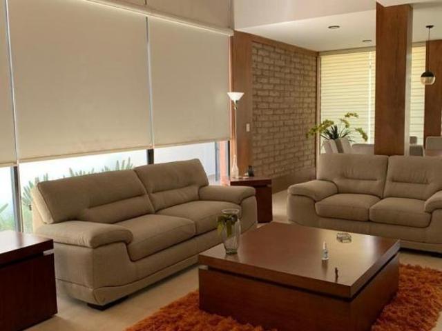 CASA EN VENTA EN PUEBLO NUEVO CORREGIDORA