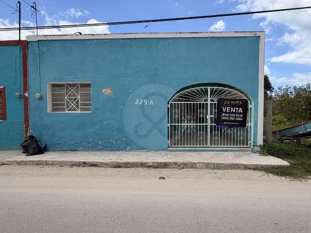 Casa en venta en Pueblo Sisal a pocos metros del mar