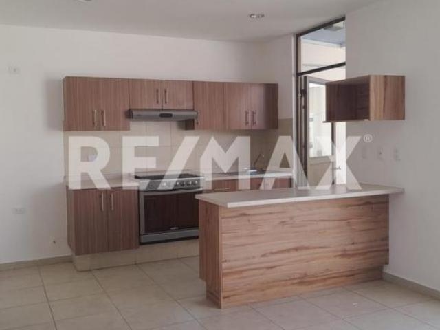Casa en Venta en Puerta de Piedra 4