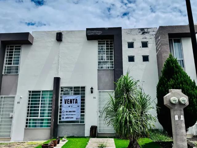 CASA EN VENTA EN PUERTA NAVARRA – QUERÉTARO