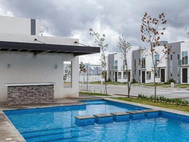 Casa en Venta, en Puerta Paraiso, Silao, Gto