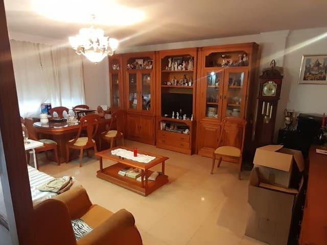 Casa en venta en Puerto de la Torre, Málaga Costa del Sol