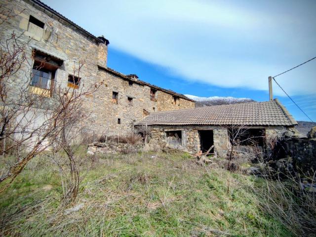 Casa en venta en Puértolas. Casa en venta en Puertolas, 4 dormitorios. Casas.