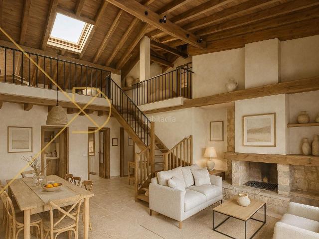 Casa en venta en Puigcerdà Pirineos. Exclusiva casa unifamiliar de 200 m2 con parcela en Queixans, Cerdanya. Casas.