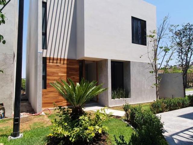 CASA EN VENTA EN PUNTA CASCATTA 4