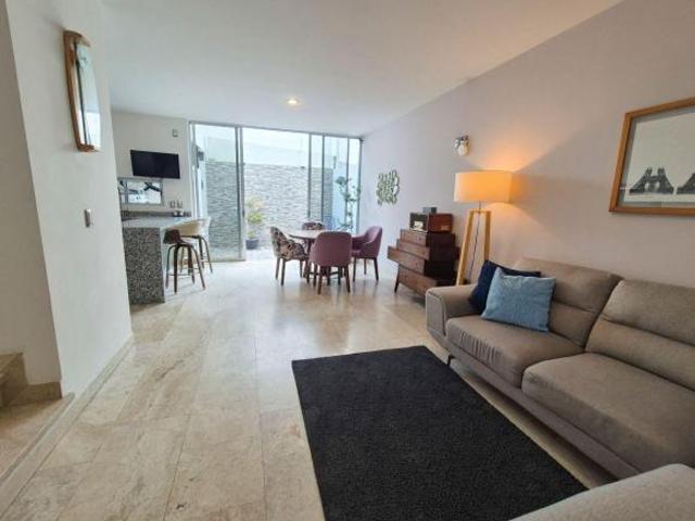 Casa en venta en punta de otero Sobre Av. Prolongación Mariano Otero