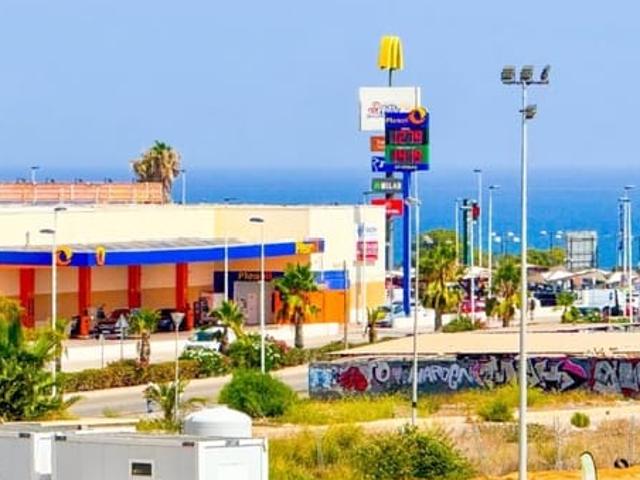 Casa en venta en Punta Prima, Alicante Costa Blanca