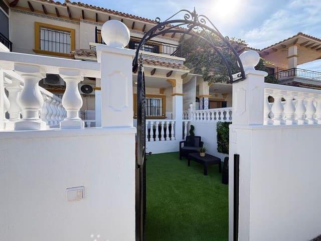 Casa en venta en Punta Prima, Alicante Costa Blanca
