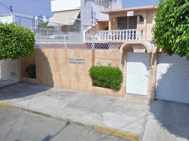 VENTA DE CASA EN IXTAPA ZIHUATANEJO, GRO