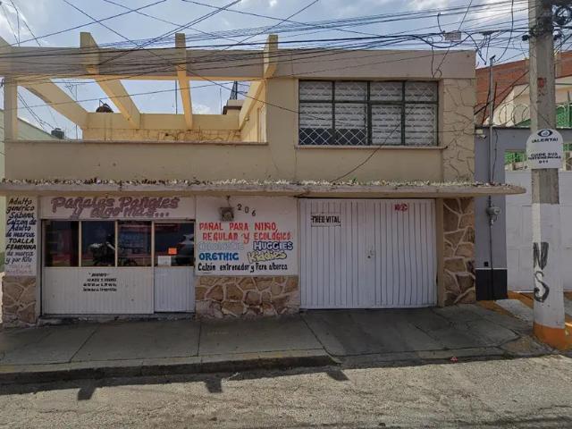 CASA EN VENTA EN PACHUCA, COL. CENTRO