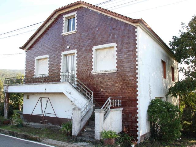 Casa en venta en Padrón. SE VENDE CASA EN LG. TARRIO, LA EXCLAVITUD, PADRON, LA CORUÑA. Casas.